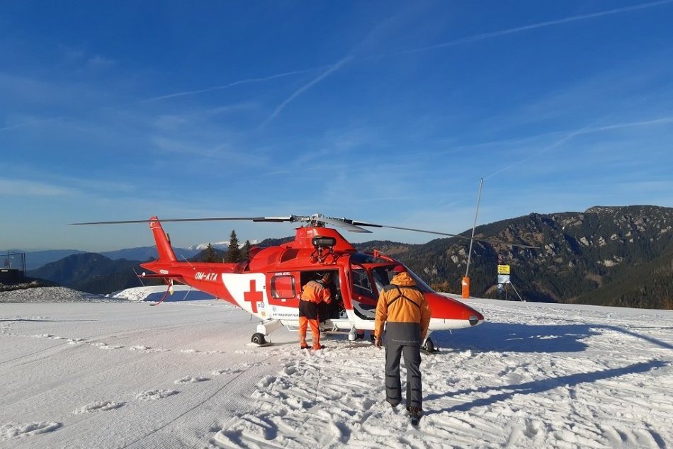 Ilustračný obrázok k článku Šťastie v nešťastí skialpinistov: V Tatrách ich zasypala lavína, ratovali ich záchranári