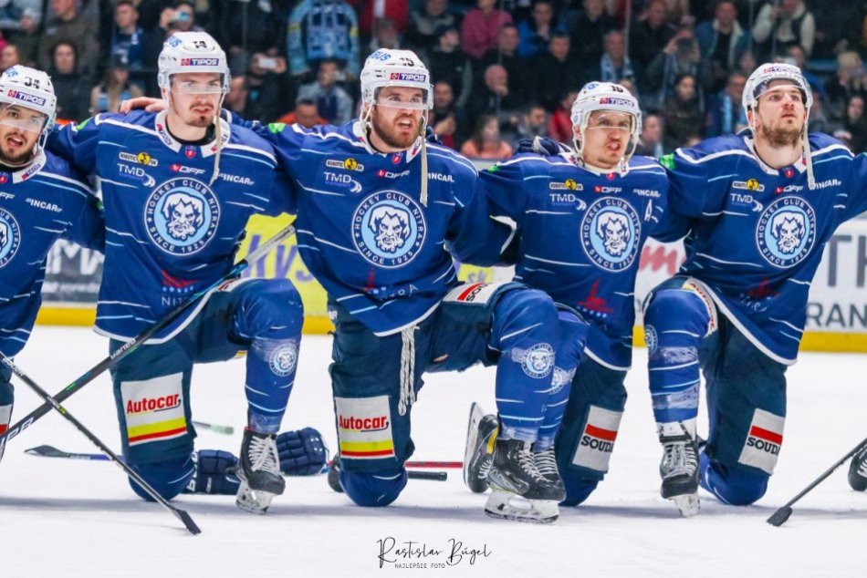 Ilustračný obrázok k článku Nitra žije hokejový sen: Vyradila úradujúceho majstra a postúpila do FINÁLE