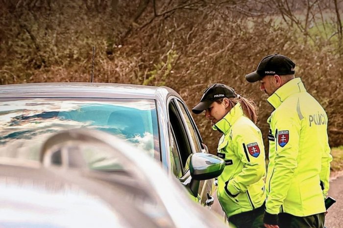 Ilustračný obrázok k článku Katastrofálna Veľká noc na cestách: V kraji odhalili vyše 1 300 priestupkov