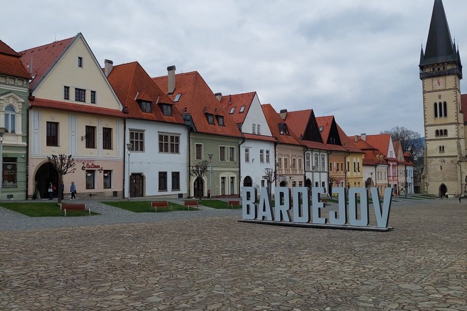 Ilustračný obrázok k článku Centrum hneď ožilo: Na Šariši pribudla NOVINKA, ktorá rezonuje u turistov, FOTO