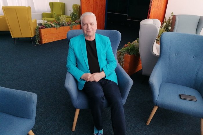 Ilustračný obrázok k článku Podnikateľ Džemal Kodrazi VSTUPUJE do komunálnych volieb. Na aký post má zálusk?