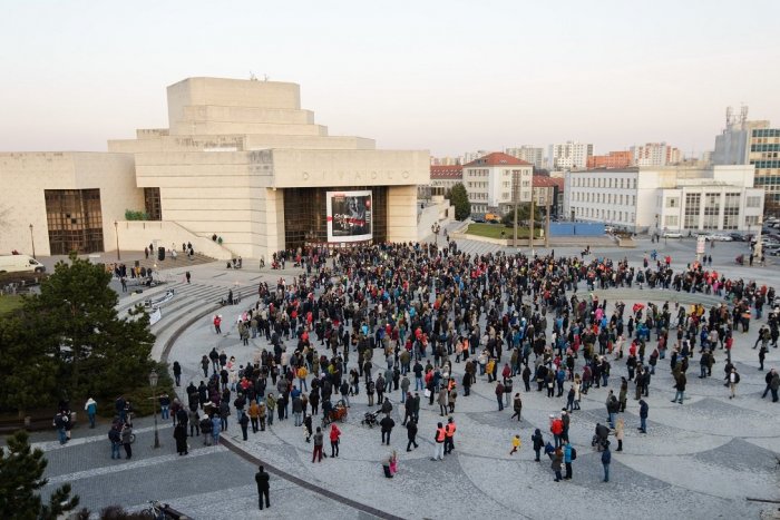 Ilustračný obrázok k článku Protivládny protest Smeru sa bude konať na námestí: Mesto už dostalo oznámenie