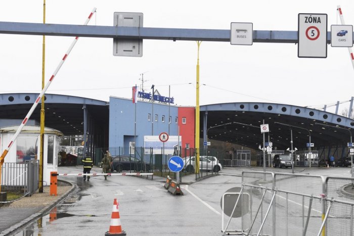 Ilustračný obrázok k článku Vodiči, POZOR! Na výstupe zo Slovenska na Ukrajinu je až 16-hodinové zdržanie