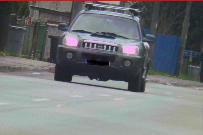 Ilustračný obrázok k článku Rázny trest: Opitý vodič prekročil rýchlosť a DOŽIVOTNE prišiel o papiere i auto