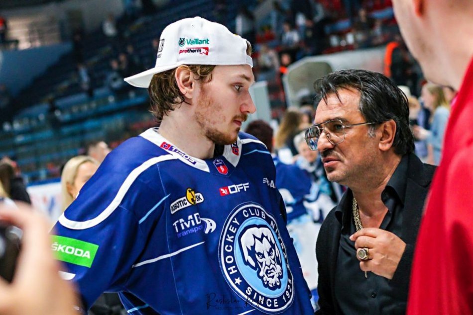 Ilustračný obrázok k článku Buček rozviazal zmluvu so Seattlom: Jeho kroky smerujú do KHL!