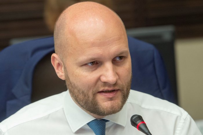 Ilustračný obrázok k článku Minister Naď: Urobíme všetko pre to, aby sme novodobého Hitlera ZASTAVILI!