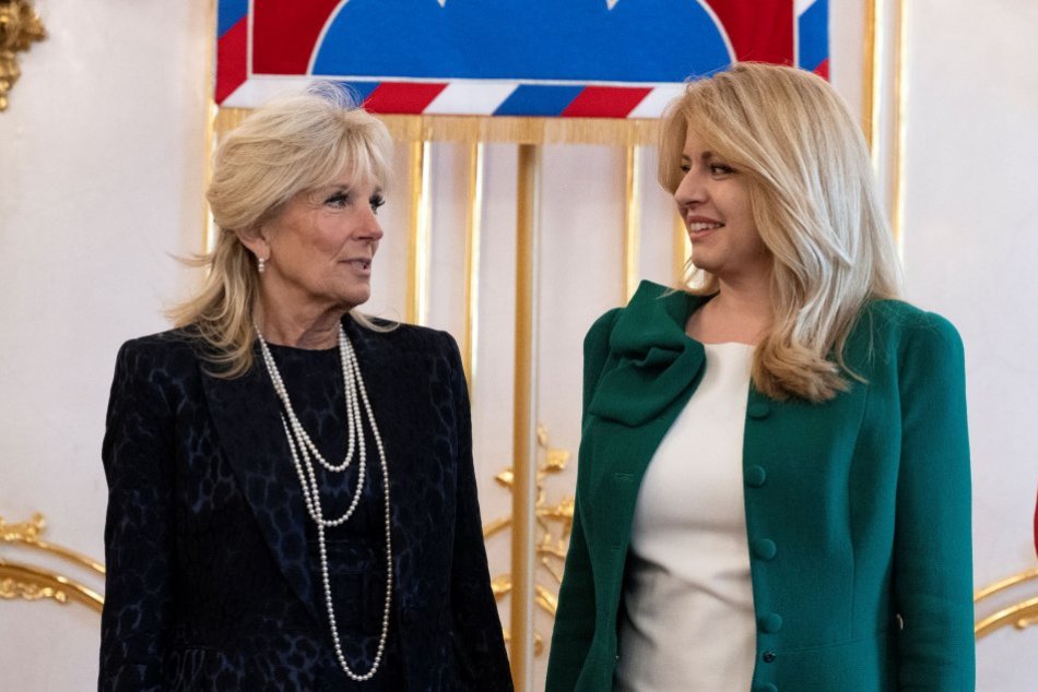 Ilustračný obrázok k článku Čaputová vedľa prvej dámy USA žiarila: Bidenová si jednu vec uvedomila až na Slovensku! FOTO