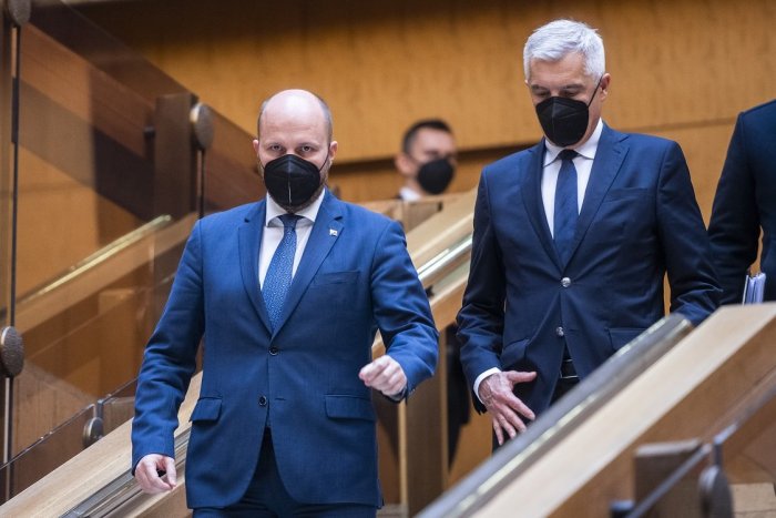 Ilustračný obrázok k článku Ukrajina dostane od SR pomoc, ktorú bude vedieť poskytnúť, zhodli sa Naď a Korčok