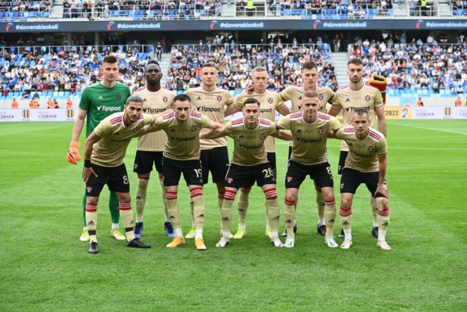 Ilustračný obrázok k článku Finále Slovnaft Cup-u má DOHRU: Spartak musí za správanie fanúšikov zaplatiť POKUTU