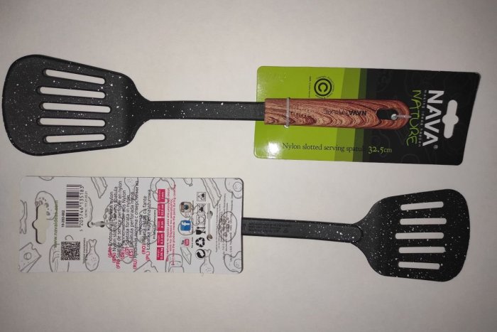 Ilustračný obrázok k článku Z trhu SŤAHUJÚ nevyhovujúcu nylonovú špachtľu: V kuchyni ju máte možno aj VY!