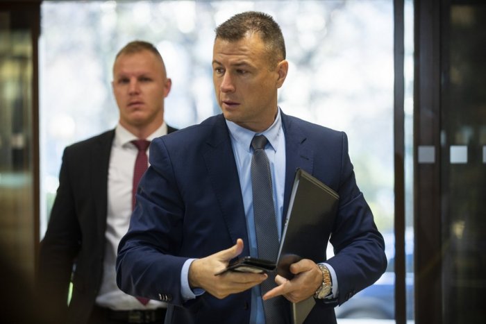 Ilustračný obrázok k článku Vyšetrovateľ NAKA obvinil exministra spravodlivosti Gála z korupcie