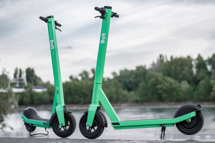 Ilustračný obrázok k článku Trnavčania, využívate zelené kolobežky? Jazda na nich bude bezpečnejšia