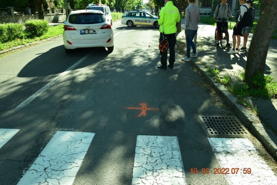 Ilustračný obrázok k článku NEHODA na zvolenskom priechode: Vodič zrazil 2 dievčatá, skončili v nemocnici, FOTO