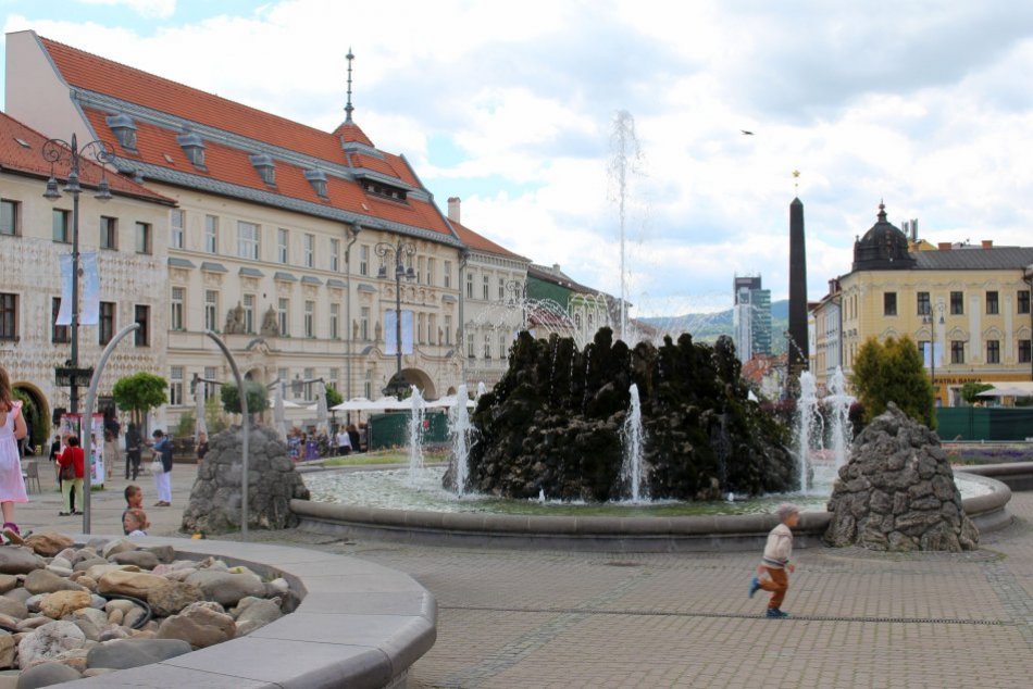 Ilustračný obrázok k článku Do Bystrice mieria Desmod aj Marcin: PREHĽAD toho NAJ, čo prinesie týždeň