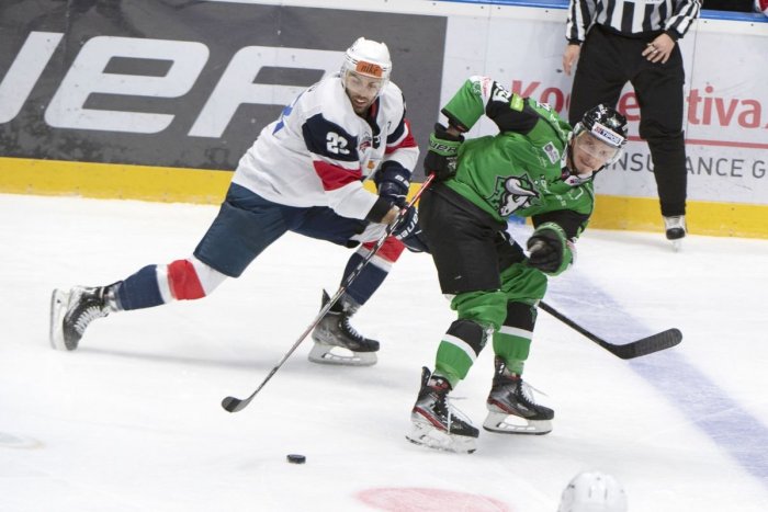 Ilustračný obrázok k článku Skvelé správy pre fanúšikov: V Zámkoch pokračuje útočník, ktorý prišiel z Popradu