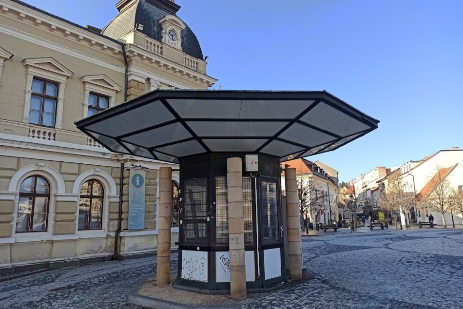 Ilustračný obrázok k článku Stánok na Svätoplukovom námestí je už v prenájme: Čo v ňom bude?