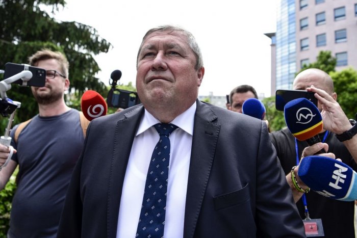 Ilustračný obrázok k článku Bývalý špeciálny prokurátor je VINNÝ: Súd poslal Dušana Kováčika na 8 rokov za mreže