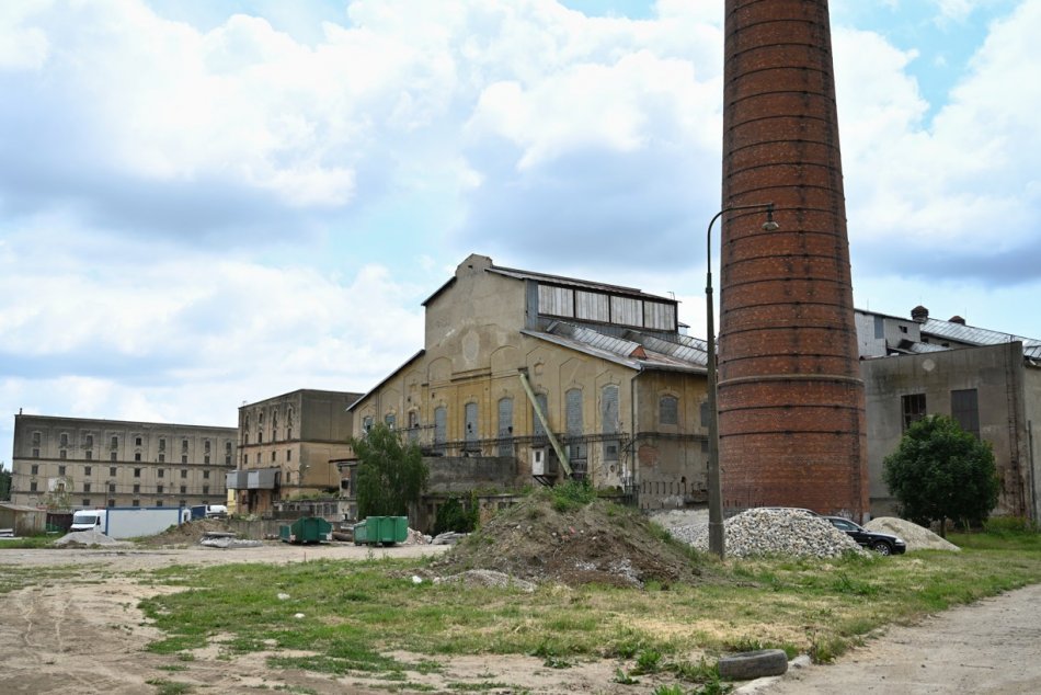 Ilustračný obrázok k článku Mesto chce kúpiť pozemky v trnavskom CUKROVARE: Plánuje výstavbu