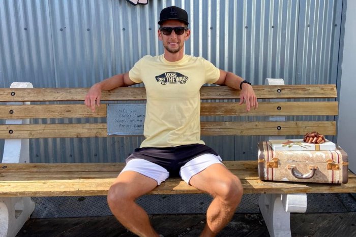 Ilustračný obrázok k článku INZERÁT mladého Slováka valcuje internet: Z paródie na realitku ľudia vybuchujú smiechom