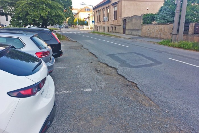 Ilustračný obrázok k článku Lokality sa stále spoplatňujú: No v Prešove parkujeme neraz v OTRASNÝCH podmienkach, FOTO