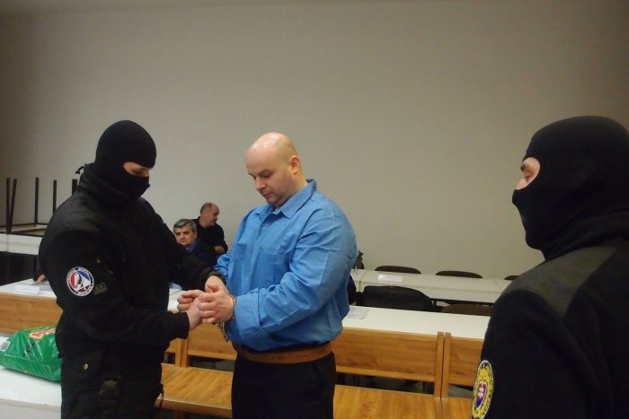 Ilustračný obrázok k článku Bývalý mafián Adamčo uspel na Európskom súde: Dostane TISÍCE eur