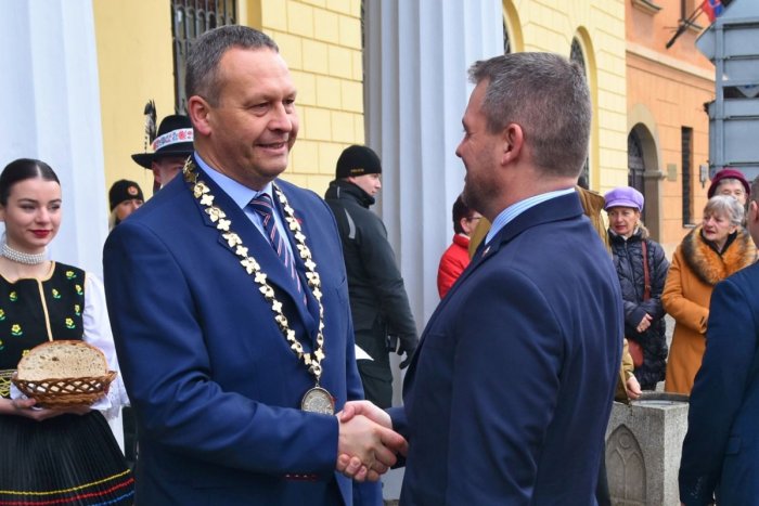 Ilustračný obrázok k článku POTVRDENÝ je aj kandidát na primátora Levoče: Čo patrí medzi jeho priority?