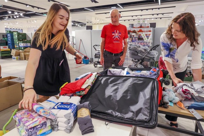 Ilustračný obrázok k článku Craig Ramsay ukázal veľké SRDCE: V USA vyzbieral oblečenie a hračky pre Ukrajinu, FOTO