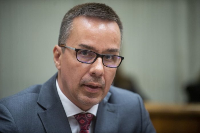 Ilustračný obrázok k článku Mimoparlamentný Hlas sa pridáva k Smeru: Bude zbierať podpisy za REFERENDUM