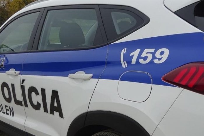 Ilustračný obrázok k článku Z podniku nasadli rovno do auta: Mestskí policajti však mali oči na stopkách