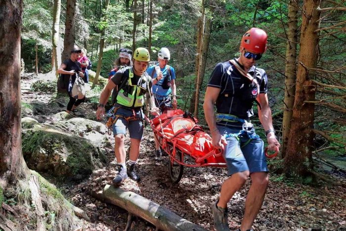 Ilustračný obrázok k článku Dráma počas túry: V Jánošíkových dierach skolaboval Poliak