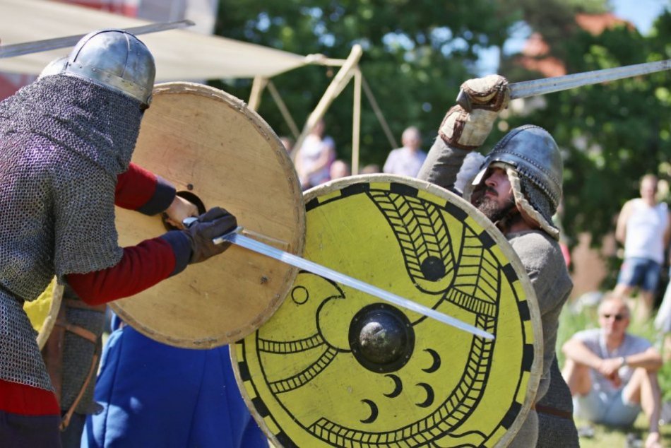 Ilustračný obrázok k článku Na Nitriansky hrad prichádzajú Kniežacie dni: Dvojdňový festival už spoznal PROGRAM