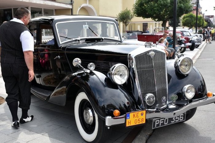 Ilustračný obrázok k článku Naprieč Slovenskom prejdú unikátne VETERÁNY: Vyrazia z Košíc do Bratislavy