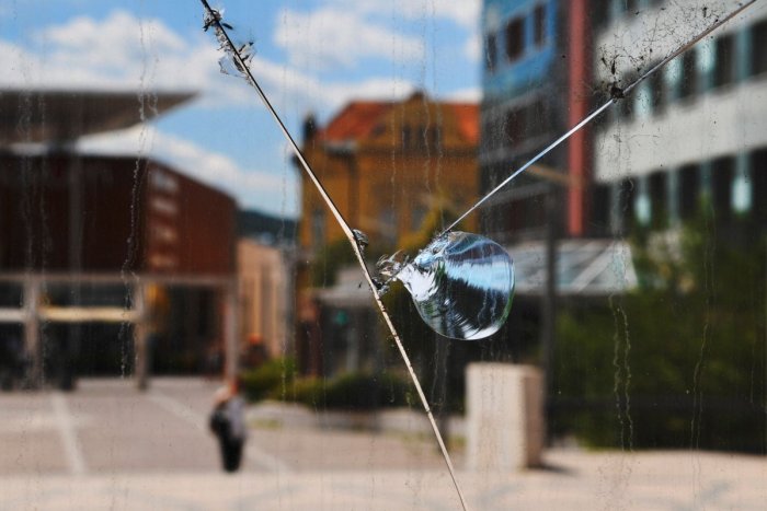 Ilustračný obrázok k článku Budova ostane otvorená: Vstupnú časť Divadla Jonáša Záborského obnovia po 30. rokoch, FOTO