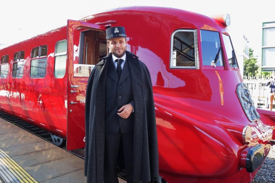 Ilustračný obrázok k článku FOTO: Nádhera na železničnej trati. Do Bratislavy príde nablýskaná Slovenská STRELA