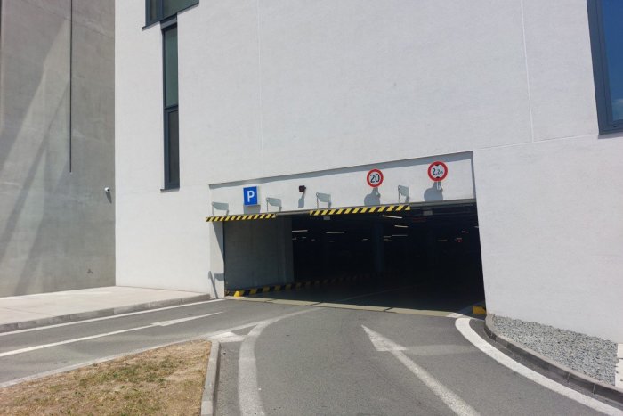 Ilustračný obrázok k článku NOVINKA v parkovaní OC Novum: Od júla sa treba pripraviť na zásadnú ZMENU