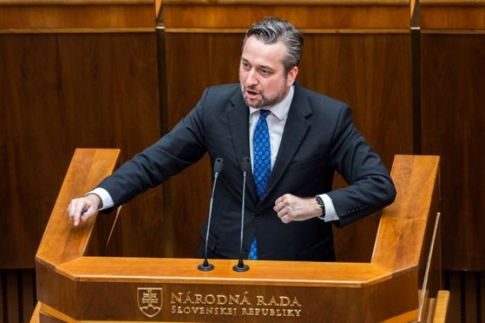 Ilustračný obrázok k článku Blahovi ZABLOKOVALI na Facebooku aj súkromný účet: Môže za to video s prezidentkou?