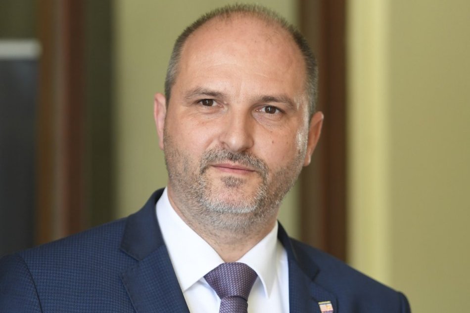 Ilustračný obrázok k článku Téma, ktorá Košičanov enormne zaujíma: Aký PLAT bude poberať primátor Polaček?