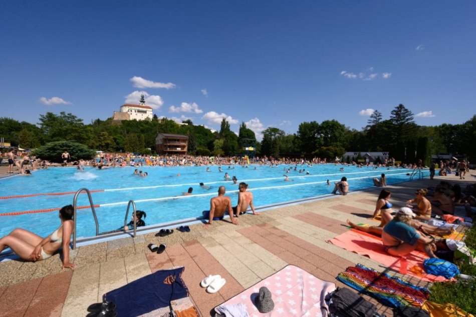 Ilustračný obrázok k článku Letné kúpalisko v Nitre čoskoro začnú pripravovať na sezónu: KEDY ho otvoria?