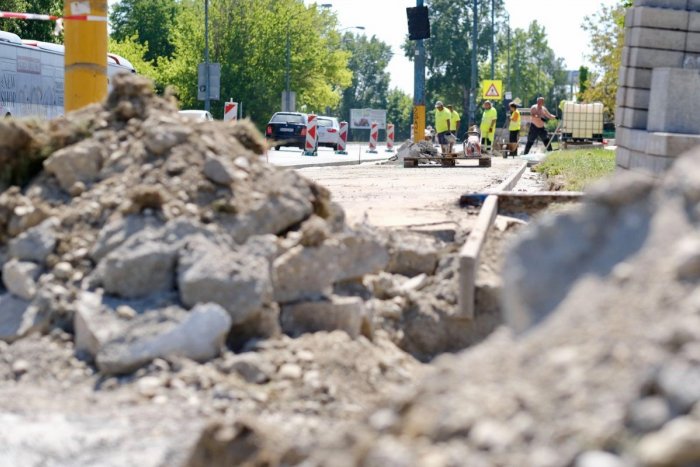 Ilustračný obrázok k článku V Petržalke sa chystá modernizácia KRIŽOVATIEK: Po obnove budú preferovať MHD