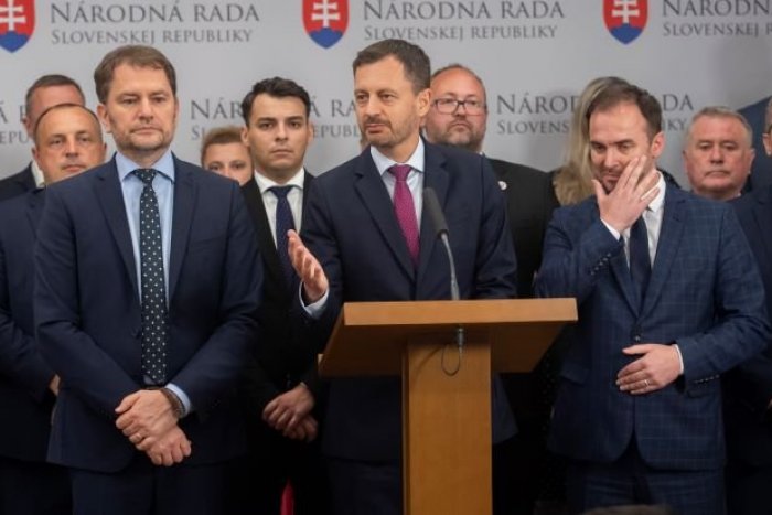 Ilustračný obrázok k článku Reakcia OĽANO na ultimátum súlikovcov: Matoviča si NEDÁME! Hrozí rozpad vlády?