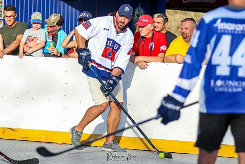 Ilustračný obrázok k článku Valábik vystriedal Stümpela: Bude ŠÉFOVAŤ slovenskému hokejbalu!