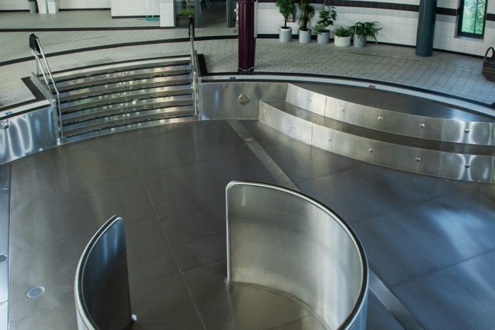 Ilustračný obrázok k článku Komplikovaná situácia na Petržalskej plavárni: Pre TOTO bude pár týždňov zatvorená