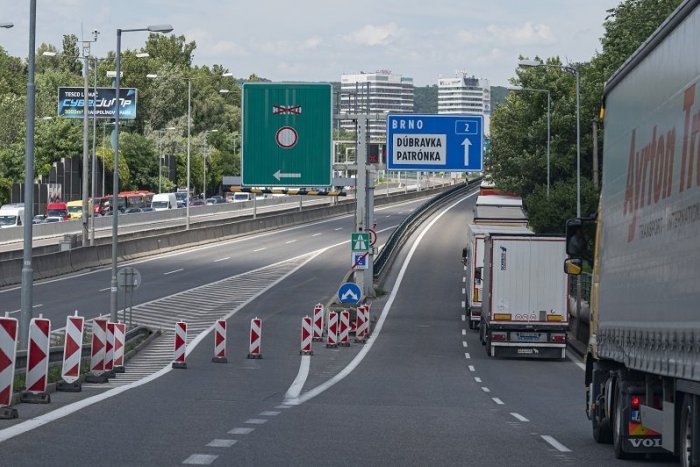 Ilustračný obrázok k článku Pripravte sa na obmedzenia! Cez víkend UZAVRÚ tunel Sitina v oboch smeroch