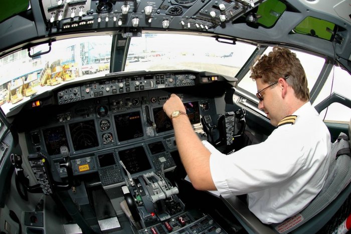 Ilustračný obrázok k článku SVET O SLOVENSKU: Brusel žaluje Slovensko pre neplnenie povinností v leteckej doprave!