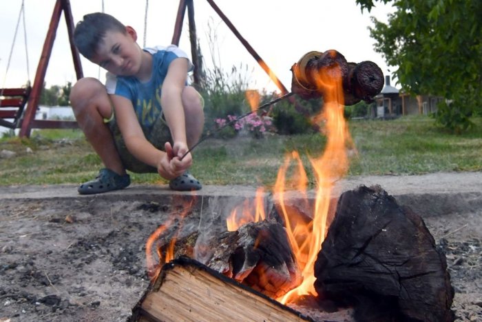 Ilustračný obrázok k článku Na sídlisku nuda nehrozí: Klokočina ožije Blšákom, opekačkou a PROGRAMOM pre deti