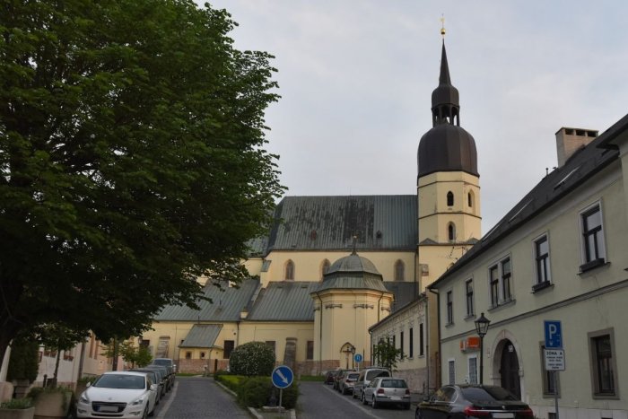 Ilustračný obrázok k článku Kvalitná HUDBA v bazilike: Trnavu navštívia umelci zo Španielska aj Talianska