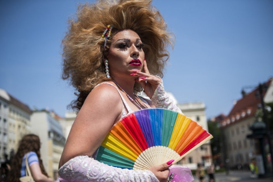 Ilustračný obrázok k článku Minister VARUJE: Zachytili sme informáciu o ÚTOKU na pochode Dúhový Pride