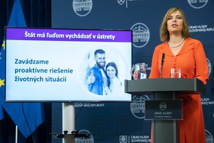 Ilustračný obrázok k článku Remišová odbremenila rodičov: Po narodení dieťaťa už NEMUSIA chodiť po úradoch