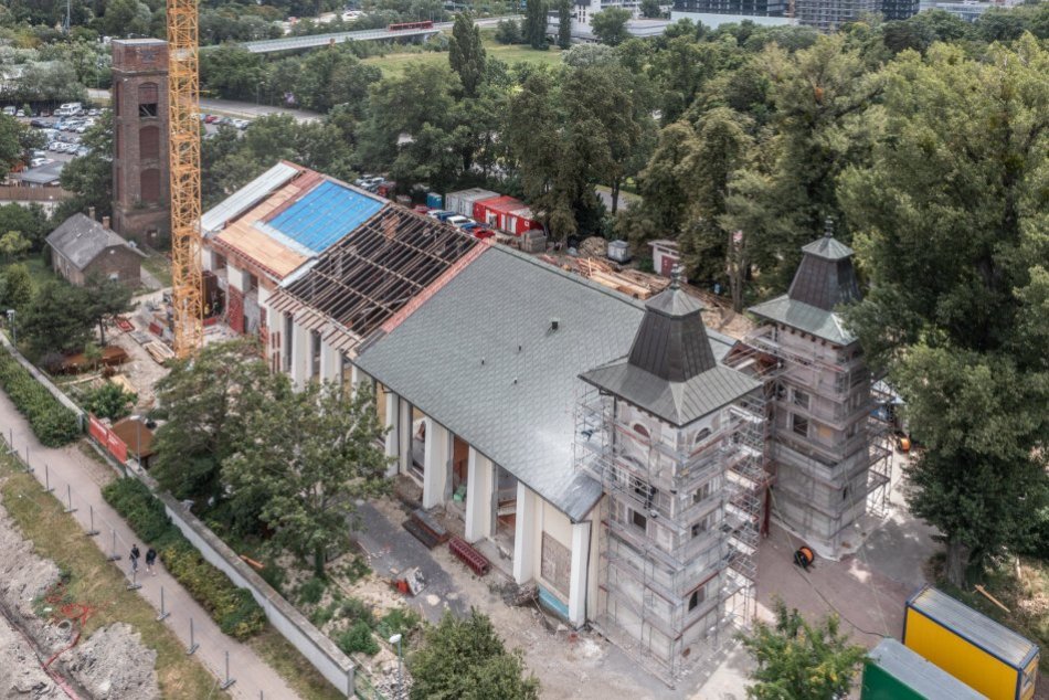 Ilustračný obrázok k článku Rekonštrukcia Divadla Aréna zhltne takmer 6 miliónov: VIEME, kedy bude hotové! FOTO