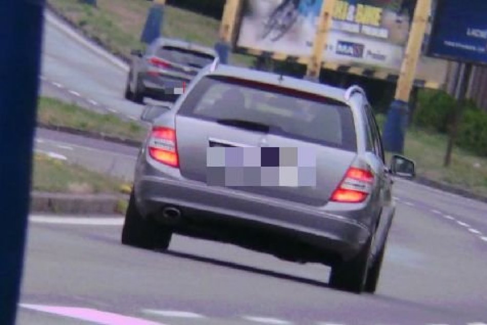 Ilustračný obrázok k článku Vodič to v Prešove poriadne prehnal: Sídliskom uháňal rýchlejšie ako na diaľnici